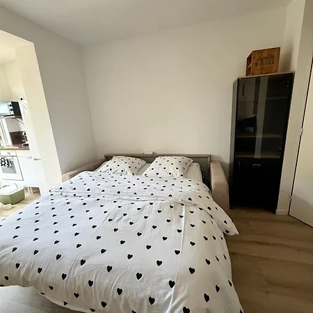 Apartman Climatise Avec Parking Prive A 8 Minutes A Pieds De La Baie De Cousse Sanary-sur-Mer